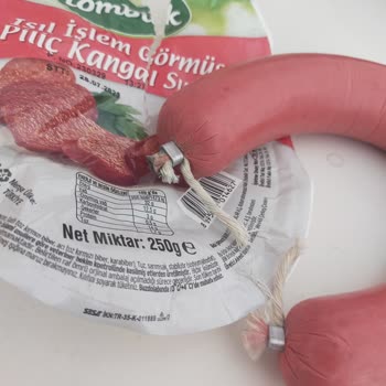 BİM'in Tombik Markalı Sucuğu