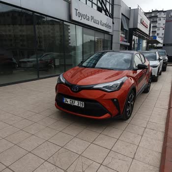 Toyota Kardelen Plazadan Aldığım Corolla'da Ücretsiz Özellikler İçin Fahiş Fiyatlar İstendi