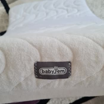 Ebebek Reflü Yatağının Vasatlığı ve Umursamaz Oluşu