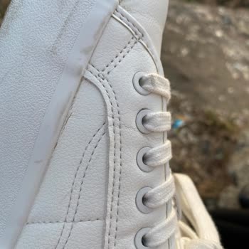 Zara Ayakkabı Kalitesizliği Daha Kullanmadan Kırıldı