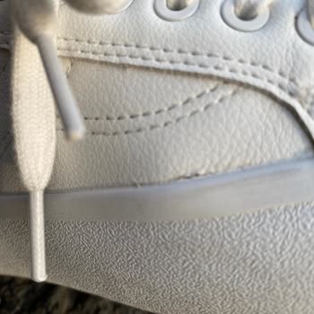 Zara Ayakkabı Kalitesizliği Daha Kullanmadan Kırıldı