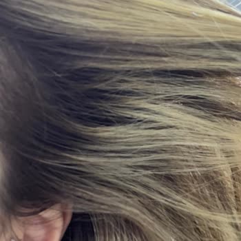 San Kuaför Saç Boyası İle İlgili Memnuniyetsizlik