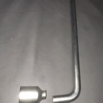 Mercedes Otoyolda Bijon Anahtarı Kırıldı