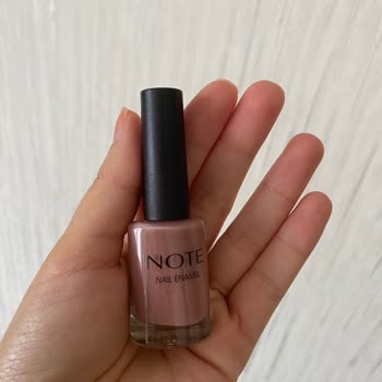 Note Cosmetics Note Oje Tırnaklarımı Turuncu Hale Getirdi.