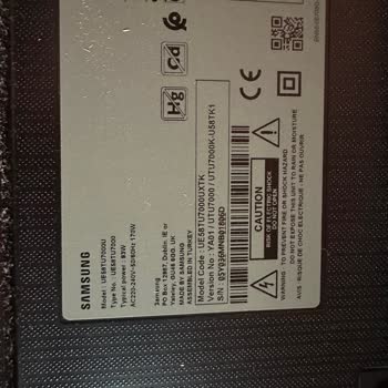 Samsung TV Açılıp Kapanıyor