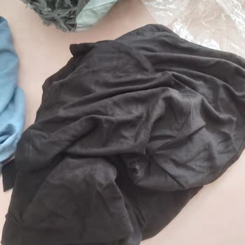 LC Waikiki Sanki İkinci El Pazarlardan Alınmış Gibi Özensiz