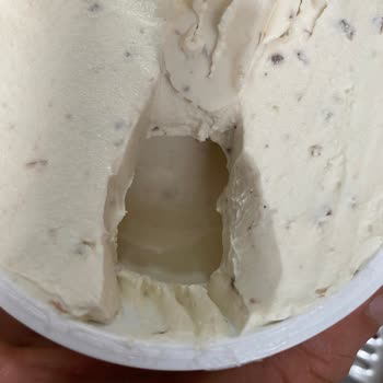 Sek Süt Kutunun Yarısı Boş