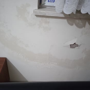 TOKİ'nin İşçiliği Sıfır, Evimi Su Basıyor Yağmurda