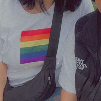 OMO Renkliler Özel Deterjan, Renkli Çamaşırlara Zarar Veriyor