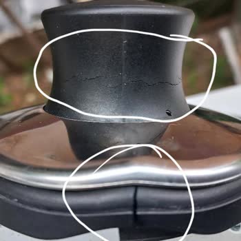 2 Aylık Tefal Tencere Kapağının Sapı Çatladı