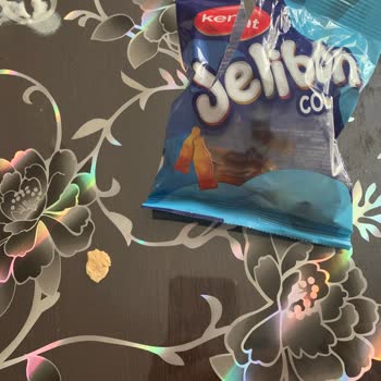 Kent Şekerleri Jelibonun İçinden Değişik Bir Şey Çıktı