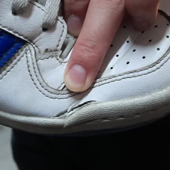 Adidas Ürüne Sahip Çıkmıyor