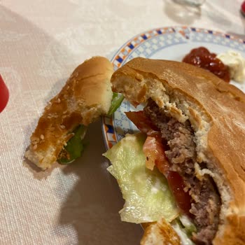 Antalya Işıklar Burger King Şubesi Paket Servis