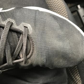 Nike Sol Ayakkabının Önü