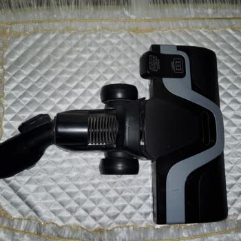 Tefal Silence Force Tw7289 Süpürgenin Başlığı Yırtıldı