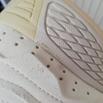 Crossneakers.tr Ayakkabının Defolu Gelmesi ve İade Almamaları