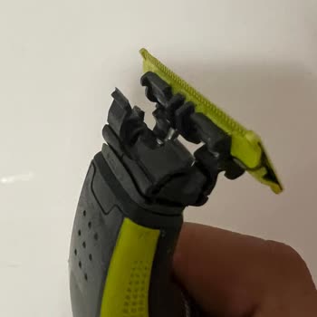 Philips One Blade Yedek Bıçak Plastiği Kırıldı