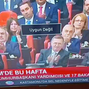 Samsung Kumanda " Uygun Değil" İbaresi İle Kumanda Etmiyor.