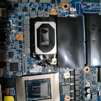 Monster Notebook Aylardır Süren Sorunumun Yetkili Servisten Çıkması