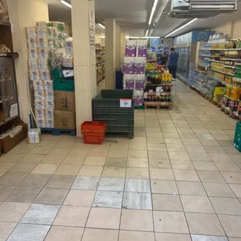 Şok Marketler Mağazada Hijyen Yok