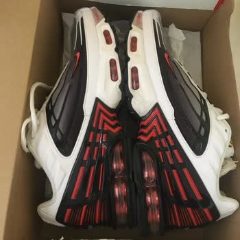 Nike Beyoğlu Şubesi'nden Aldığım Ayakkabıda Sorun Yaşıyorum