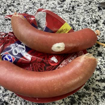 Aytaç Gıda Sucuk Kapalı Halde Küflenmiş