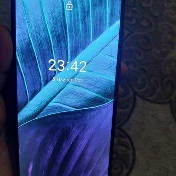 Casper Sıfır Telefon Diyerek İkinci El Yolladı