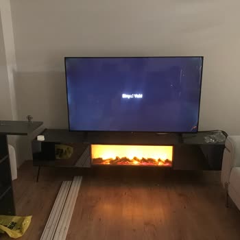 Beko Crystal 7 65 İnc LED TV Çokça Işık Sızması