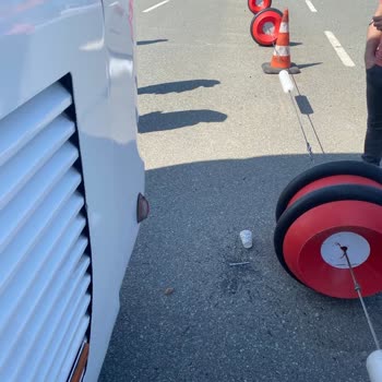 Nilüfer Turizm Arızalanan Otobüs Ve Çözüm Sağlanmıyor