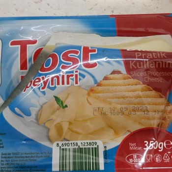 Teksüt Tarihi Olup Küflenen Kaşar