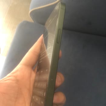 iPhone Yan Kasa Nokta Boya Akması