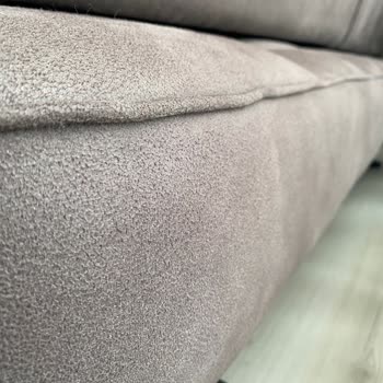 Alfemo Chandler 2'li-3'lü Koltuklarımda Kızarıklıkların Oluşması