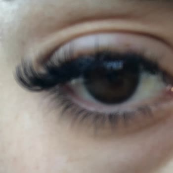 Selin Beauty Center Güzellik Merkezi Dragos İpek Kirpik!