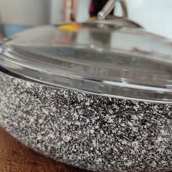 Dostlar Züccaciye Taç Luna 4LÜ Tencere Setinin Pilav Tenceresi Kutudan Yamuk Çıktı.