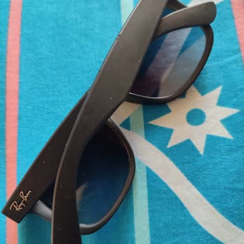 Rayban Kalitesizliği Ve Pahalı Olması