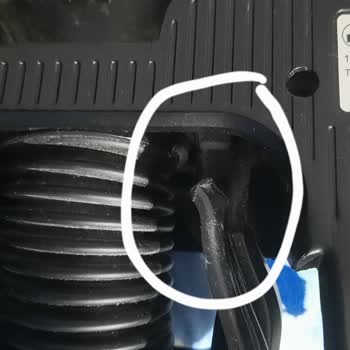 Bosch Dikey Süpürge Başlığı Kırıldı