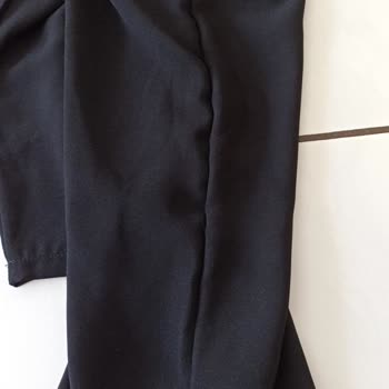 Gamzecestil (Instagram) Ürün Kalitesiz Dikişleri El Dikişi Gibi