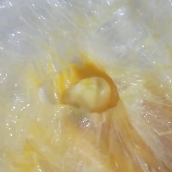 BİM Yumurtanın İçinden Civciv Çıktı!