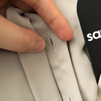 Sarprive Ferace Düğme İliklerinde Problem Var