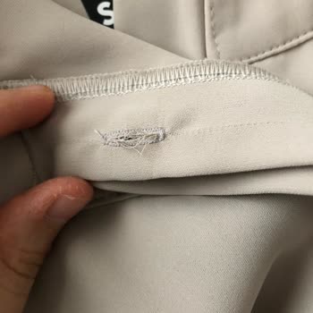 Sarprive Ferace Düğme İliklerinde Problem Var