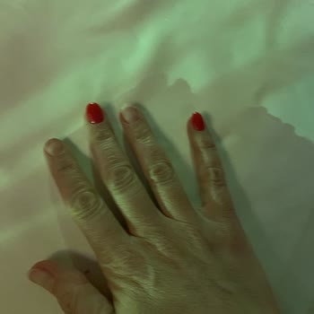 L'amour İstanbul'da Yapılan Jel Tırnak