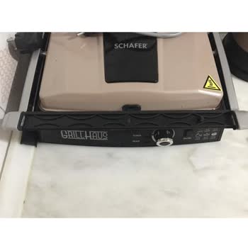 Schafer Tost Makinesi Servisten Gelmedi.