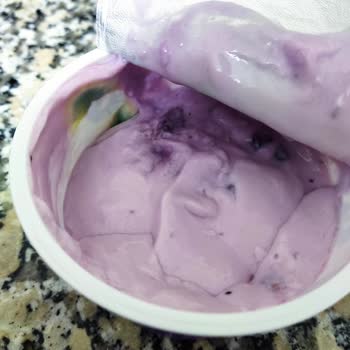 Sek Quark Küflü Ürün