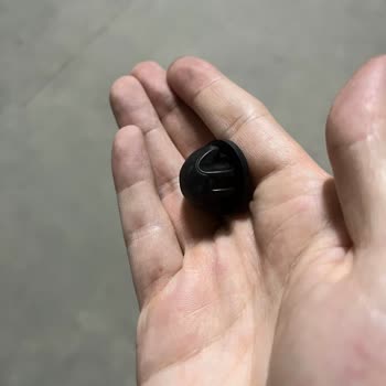 BMW Akustik Kapak Sorunu