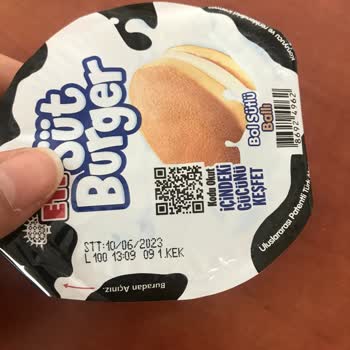 Eti Gıda Eti Süt Burger Küflü Ürün