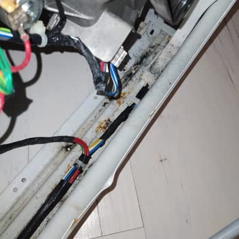 Arçelik Su Akıtan Çamaşır Makinesi