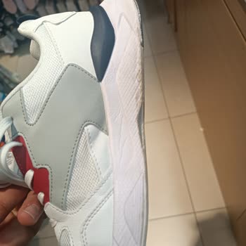 FLO Mağazacılık Almış Olduğum Lotto Markalı Ayakkabı Sorunu