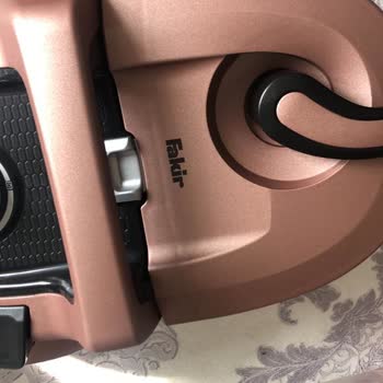 Fakir Süpürgem Defolu Geldi.