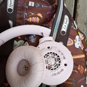 JBL Tune 510 Bt Bağlanma Sorunu Ve Kulaklık Süngerleri