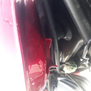 Sıfır 1 Aylık Mondial Uag Motorunun Duyduğu Yerde Depo Şişmesi Sorunu